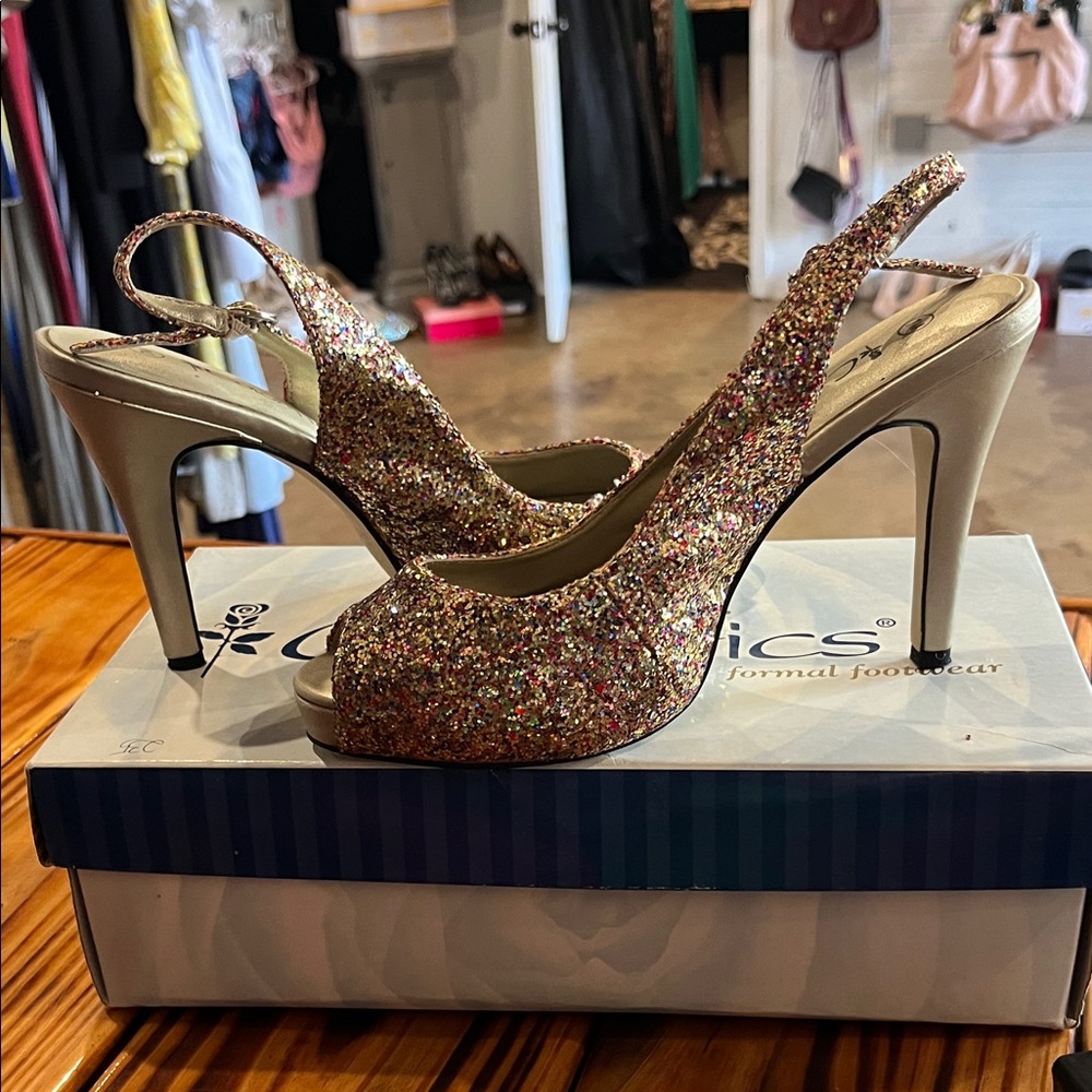 Coloriffics heels